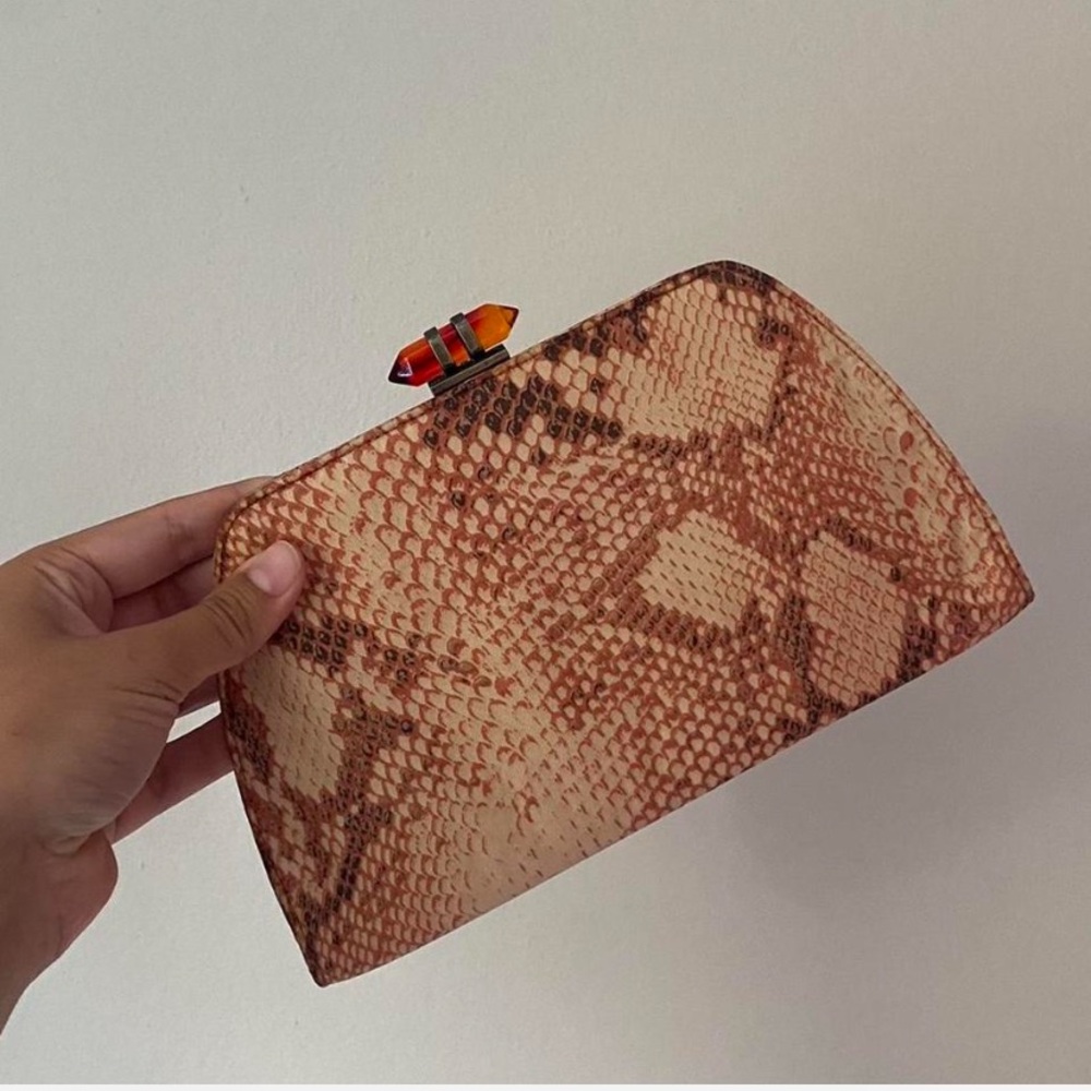BRAND NWT banana republic clutch/wallet
